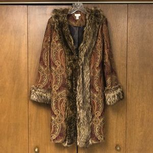 CHICO’S Paisley Tapestry Coat w/ Fur Trim